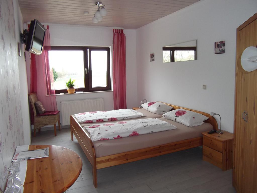 Pension Und Weingut Hirschhof Offenheim Экстерьер фото