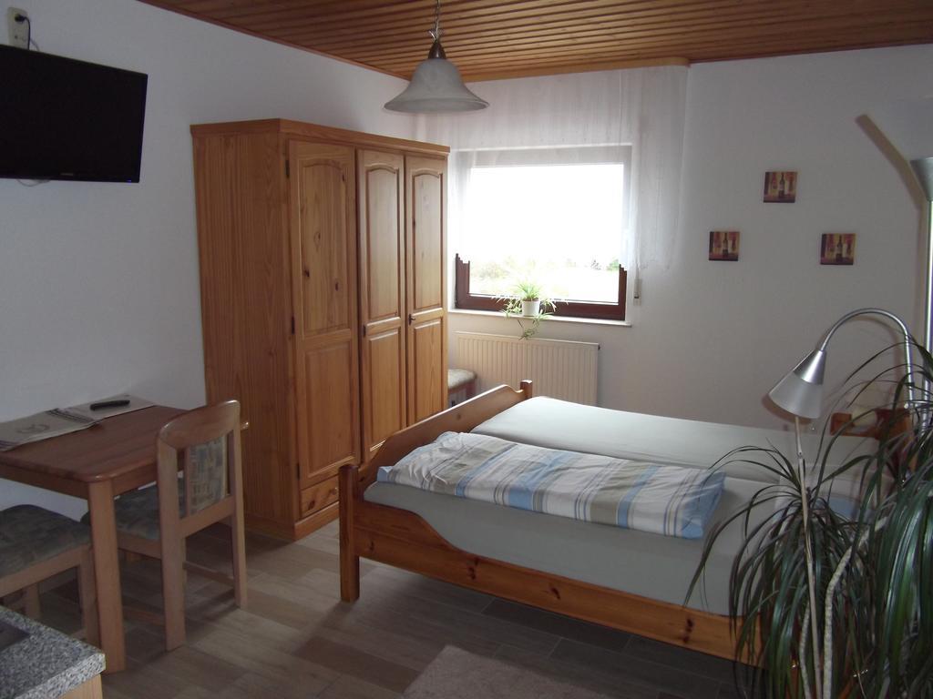 Pension Und Weingut Hirschhof Offenheim Экстерьер фото